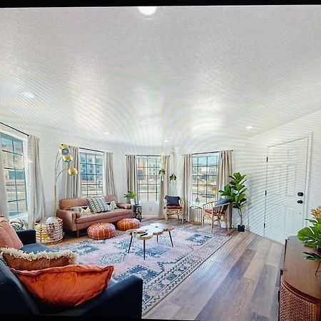 New Modern Boho Apt- Close To Yosemite Окхерст Экстерьер фото